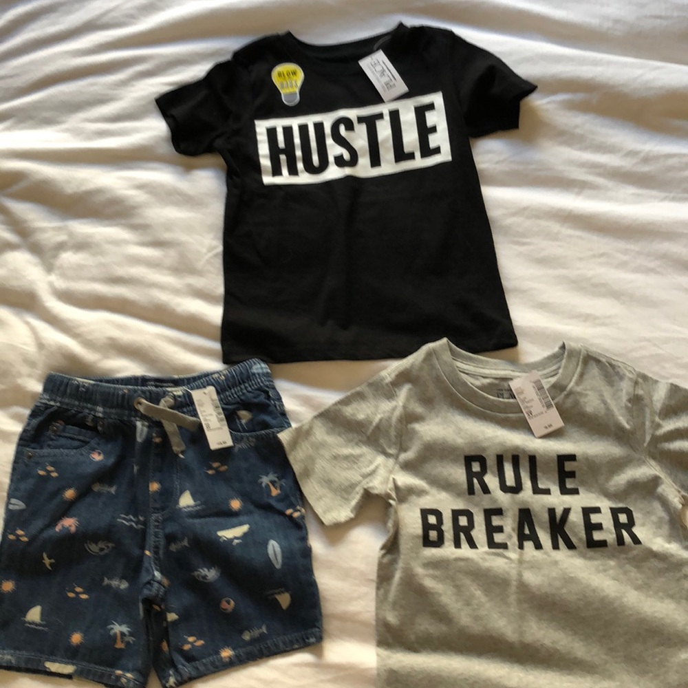 3T boys summer shorts and 2 T-shirt’s